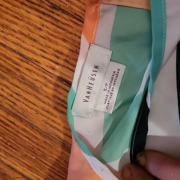 Vanheusen beachy top ladies small - Picture 3 of 4